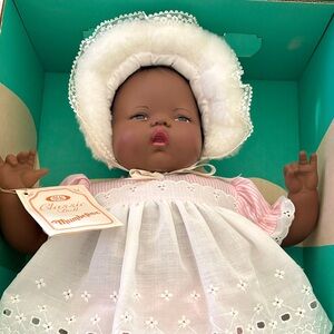 1984 IDEAL Newborn Thumbelina Doll in box TOYS R US vintage baby doll